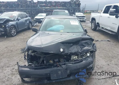 1999 Saab 9-5 z USA, uszkodzony, nr VIN YS3ED48E5X3003737